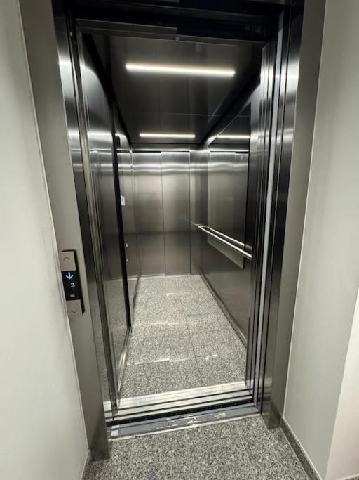Lux Gem, 1bdr, Free Parking Apartment Zagreb